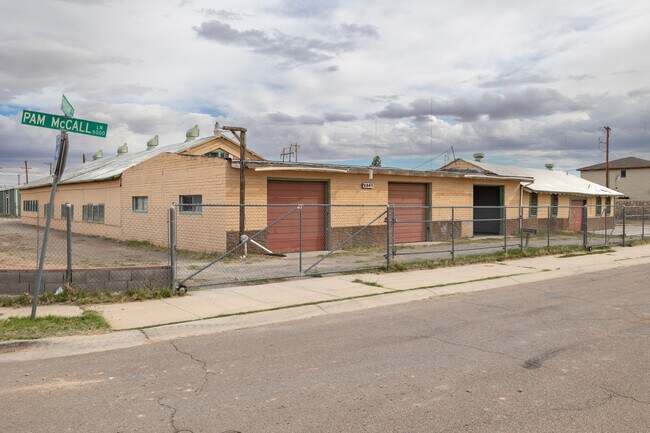 Plus de détails pour 10390 Dyer St, El Paso, TX - Industriel à vendre