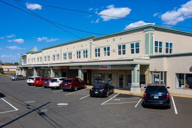 Plus de détails pour 31-49 Easton Rd, Willow Grove, PA - Bureau à louer