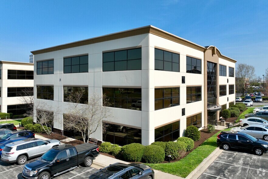 2704 Old Rosebud Rd, Lexington, KY for lease - Building Photo - Image 2 of 13