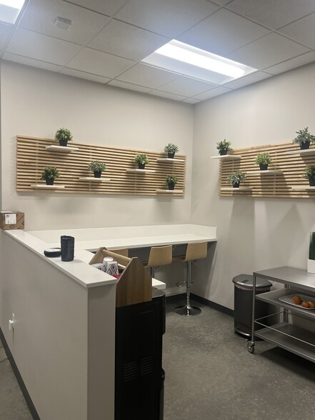 1801 3rd St, Norco, CA for lease - Interior Photo - Image 2 of 30