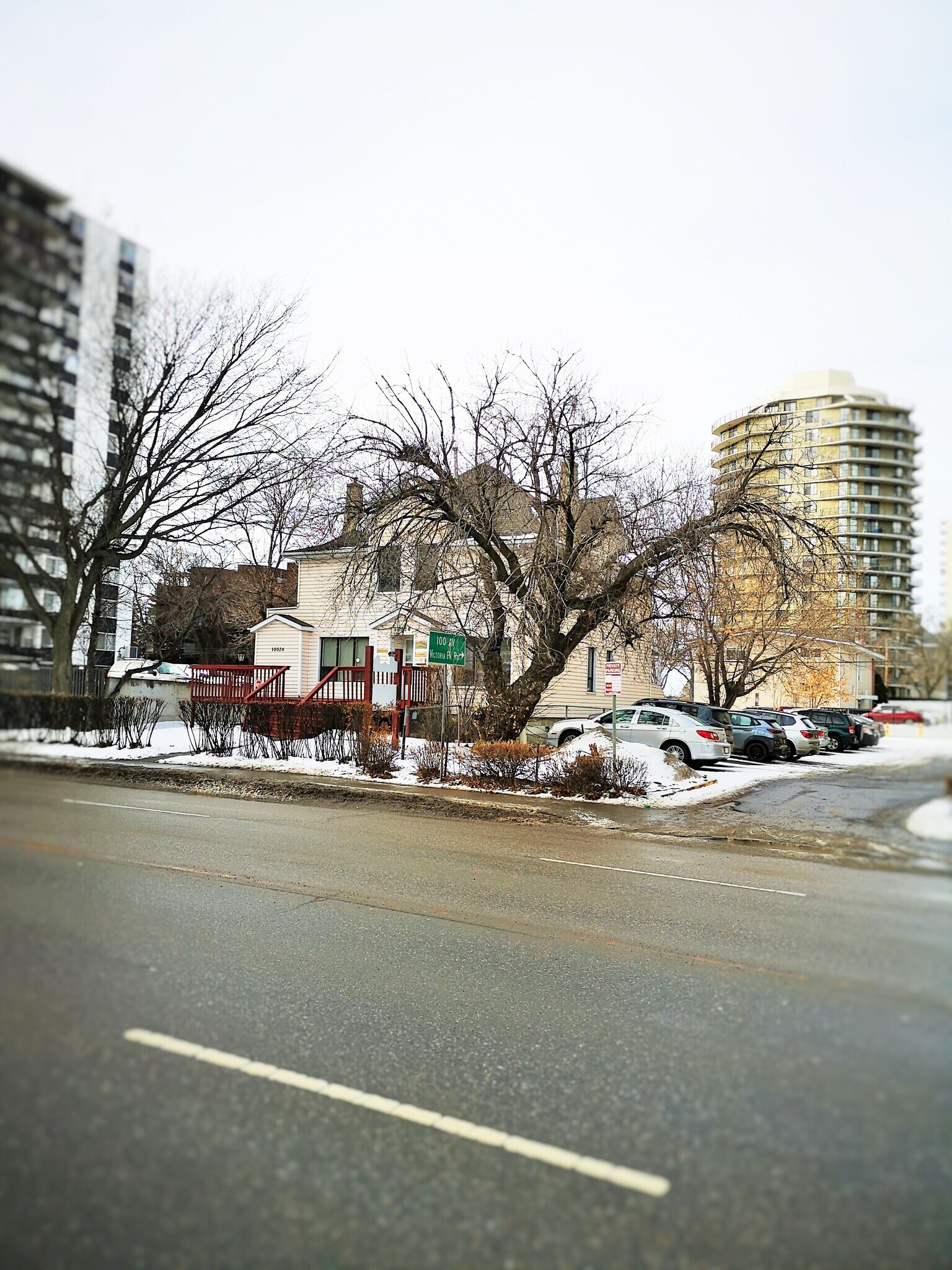 10024 116 St NW, Edmonton, AB for sale Primary Photo- Image 1 of 1