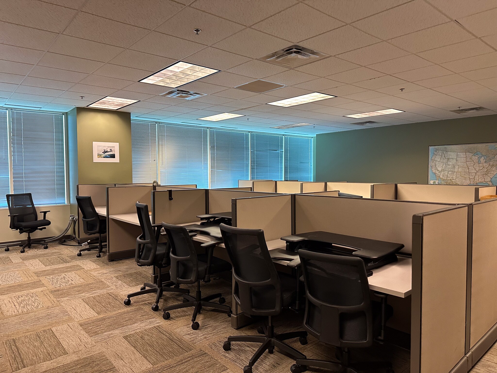 4646 E Van Buren St, Phoenix, AZ à louer Photo intérieure- Image 1 de 11