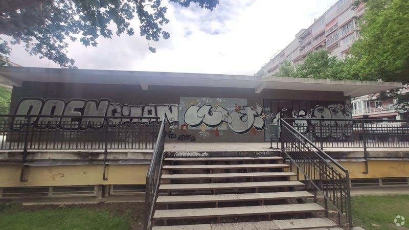 Avenida de los Derechos Humanos, 5, Alcorcón, Madrid à vendre - Photo du bâtiment - Image 2 de 2