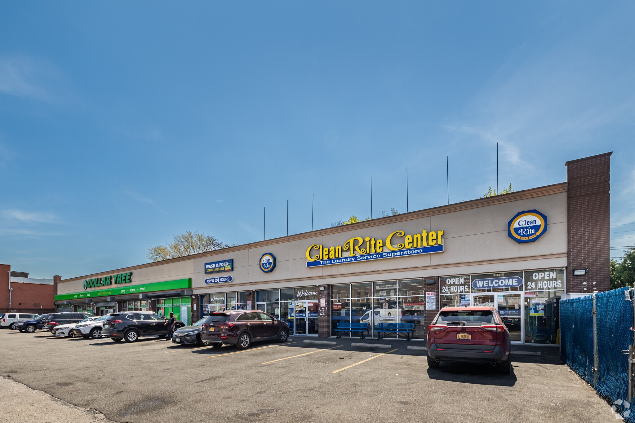 214-50 Jamaica Ave, Jamaica, NY for lease Primary Photo- Image 1 of 6