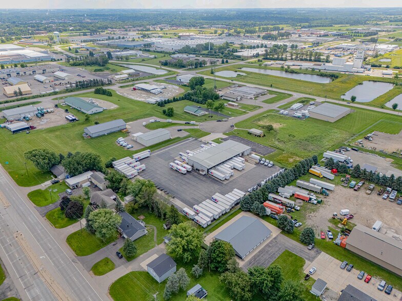 1060 26th Pl NW, Owatonna, MN à vendre - Aérien - Image 2 de 2