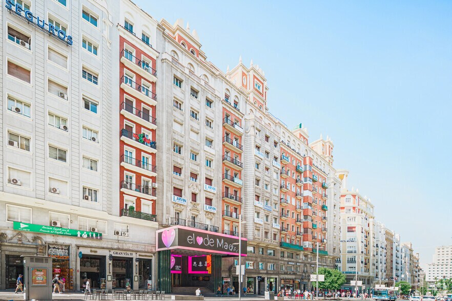 Calle Gran Vía, 57, Madrid, Madrid à louer - Photo du bâtiment - Image 2 de 10