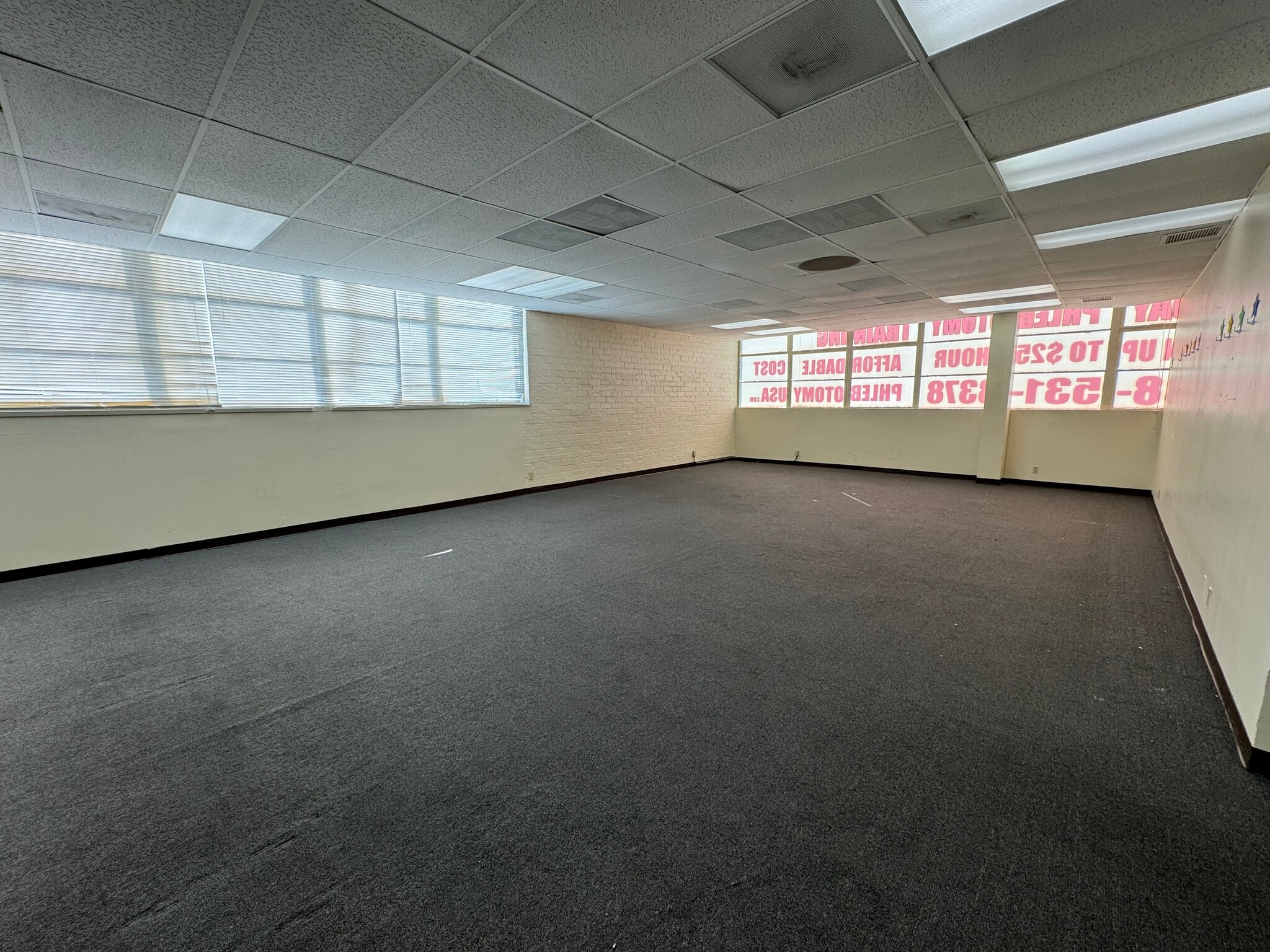14416-14420 Chase St, Panorama City, CA for lease Interior Photo- Image 1 of 2