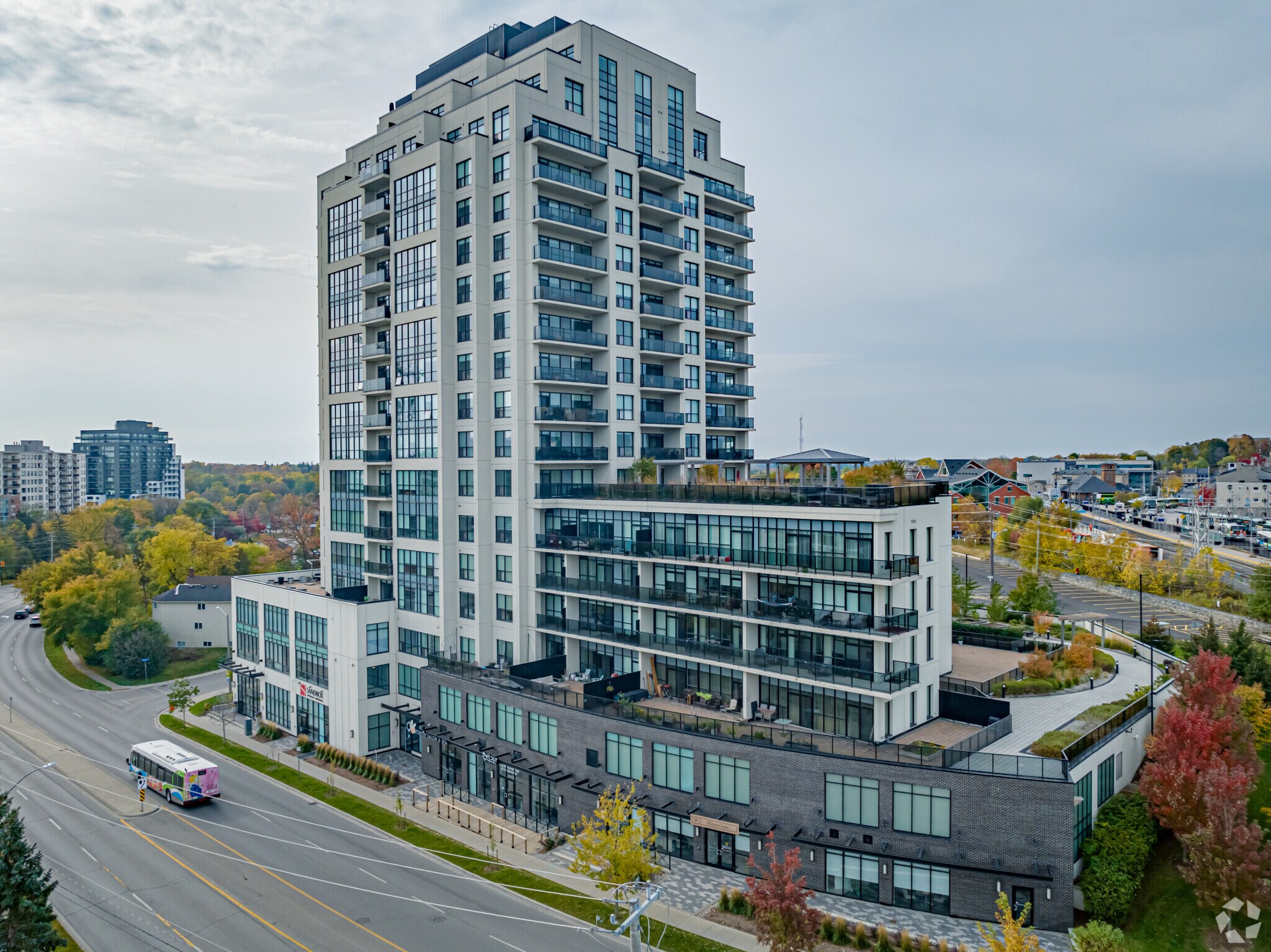 150 Wellington St E, Guelph, ON for sale Primary Photo- Image 1 of 7
