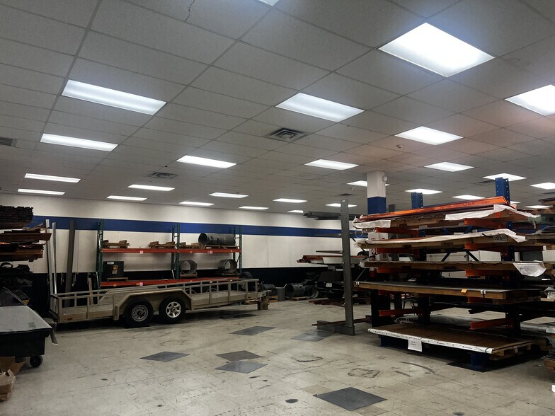 1700 Surveyor Blvd, Carrollton, TX à louer - Photo intérieure - Image 2 de 5