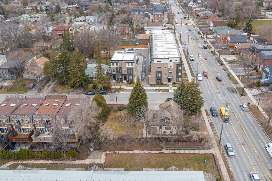 1122 Islington Av, Toronto, ON for sale - Building Photo - Image 2 of 2