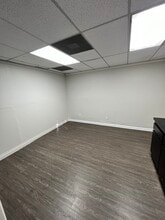 4003-4015 Park Blvd, San Diego, CA for lease Interior Photo- Image 2 of 4