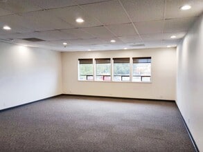 40 Penny Ln, Watsonville, CA for lease Interior Photo- Image 1 of 9