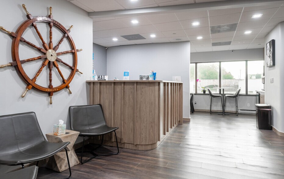 3 School St, Glen Cove, NY à vendre - Photo intérieure - Image 3 de 17