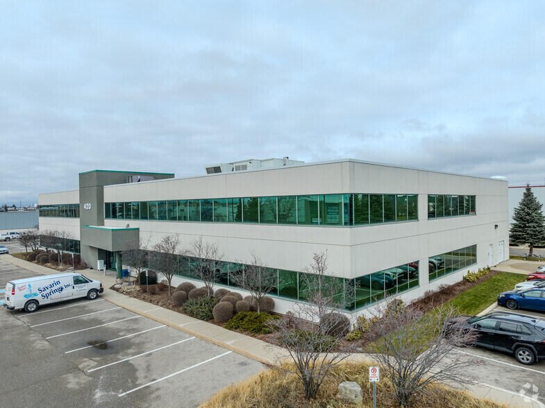 420 Sheldon Dr, Cambridge, ON à louer - Photo du bâtiment - Image 3 de 6