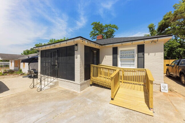 Plus de détails pour 2415 Manchester Expy, Columbus, GA - Bureau à vendre