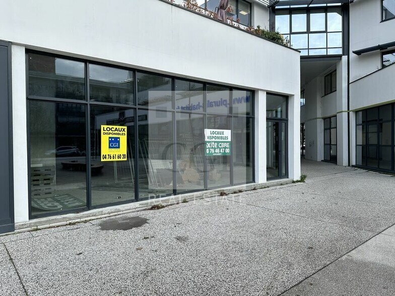 Retail in Seyssinet-Pariset for sale - Building Photo - Image 3 of 6