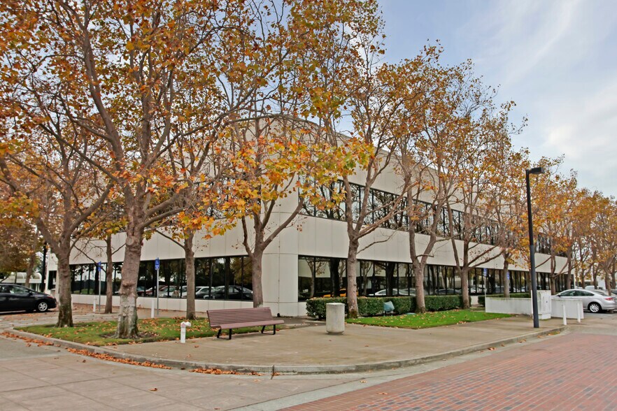 1310-1430 Harbor Bay Pky, Alameda, CA à louer - Photo du bâtiment - Image 1 de 5