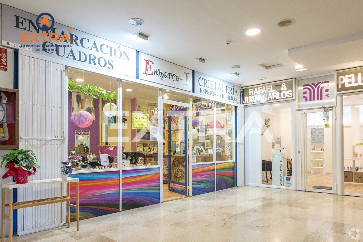 Multifamily in Madrid, Madrid for sale Interior Photo- Image 1 of 2