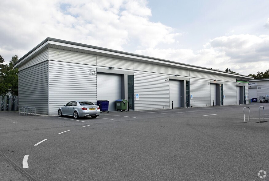 Benyon Rd, Aldermaston à louer - Photo du bâtiment - Image 1 de 1