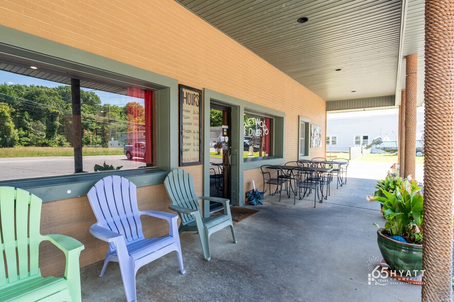 1466 Snug Harbor Rd, Shady Side, MD for sale - Building Photo - Image 3 of 20