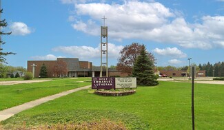 Plus de détails pour 201 E 104th St, Minneapolis, MN - Spécialité à vendre