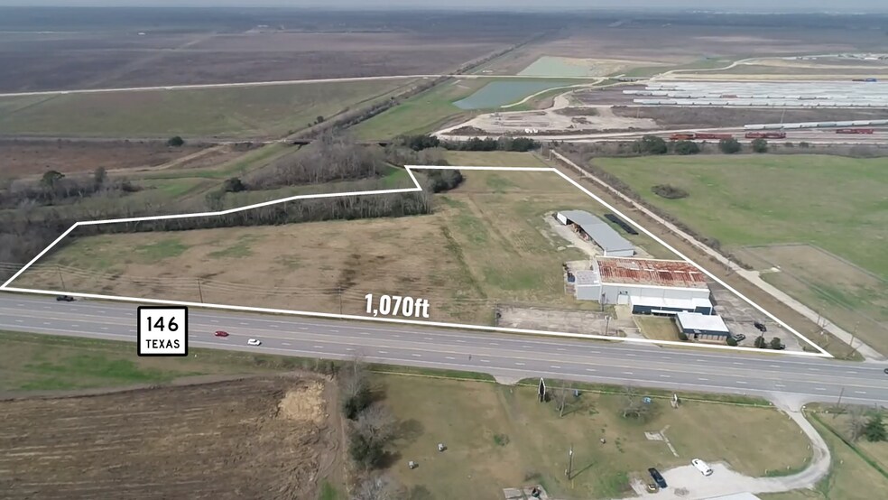 6178 Highway 146, Dayton, TX à vendre - Photo du bâtiment - Image 3 de 3