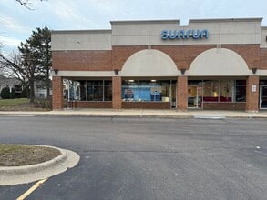 1-45 Huntington Ln, Wheeling, IL à louer Photo intérieure- Image 1 de 6