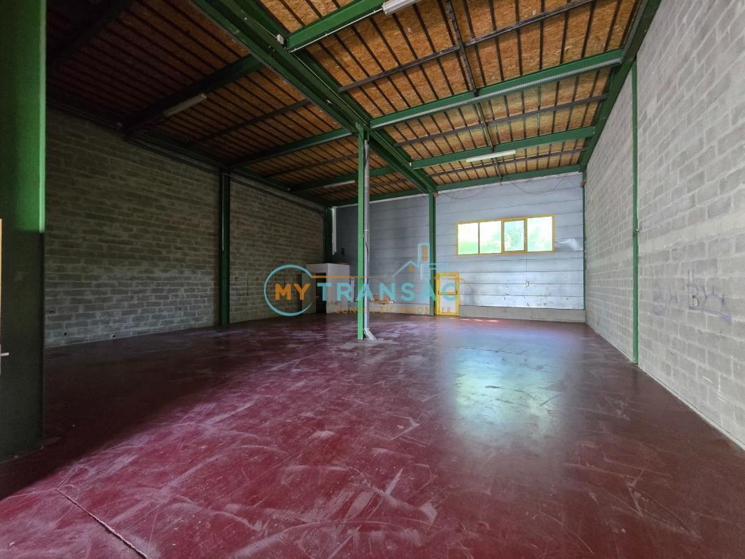 Flex in Courtry for lease Interior Photo- Image 1 of 4
