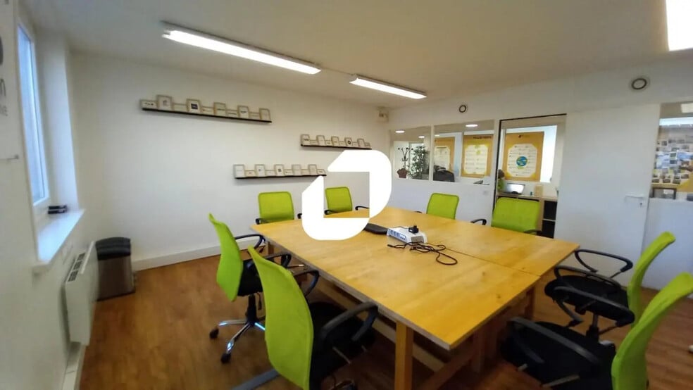 Bureau dans VILLENEUVE-D'ASCQ à louer - Photo intérieure - Image 2 de 12