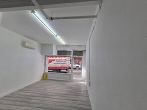 Retail in València, Valencia for lease Interior Photo- Image 1 of 9