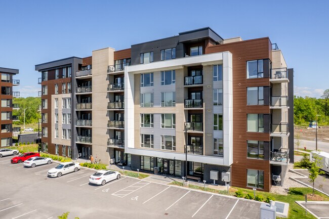 Plus de détails pour 950-980 Av Pierre-Dansereau, Terrebonne, QC - Commerce de détail à louer