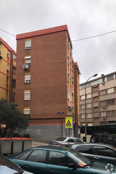 Travesía Poeta Blas de Otero, 6, Madrid, Madrid for lease - Building Photo - Image 2 of 2