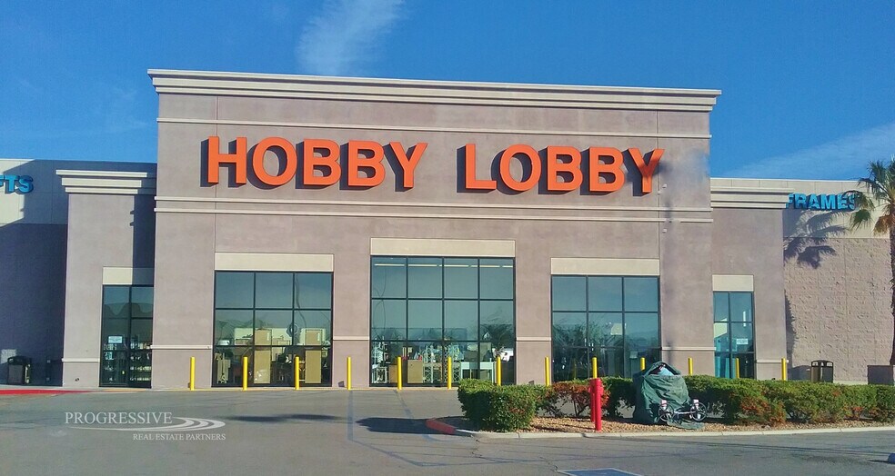 12400-12682 Amargosa Rd, Victorville, CA à louer - Photo du bâtiment - Image 3 de 7