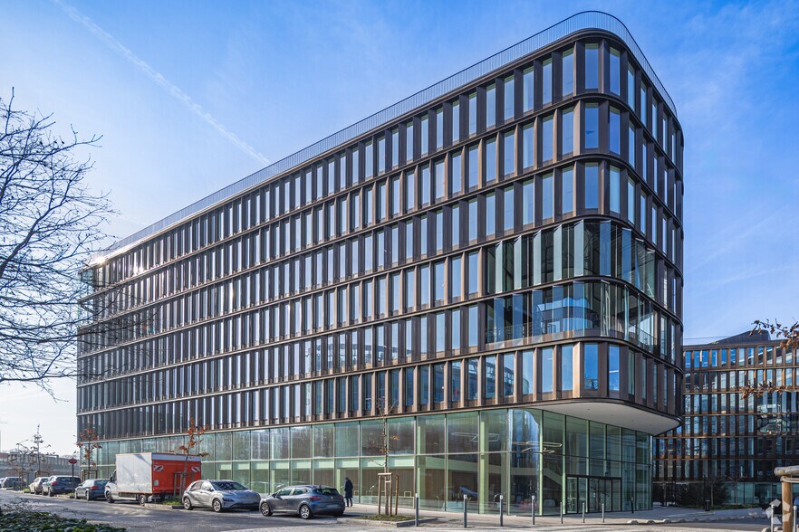 5-7 Rue Touzet-Gaillard, Saint-Ouen-sur-Seine à louer - Photo du bâtiment - Image 3 de 15