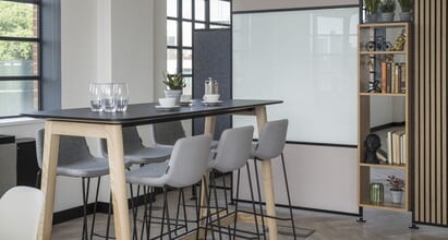 18-26 Essex Rd, London for lease Interior Photo- Image 1 of 10