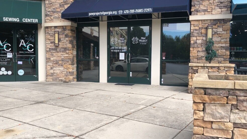 2148 NW Duluth Hwy, Duluth, GA à louer - Vidéo sur l’inscription commerciale - Image 2 de 16