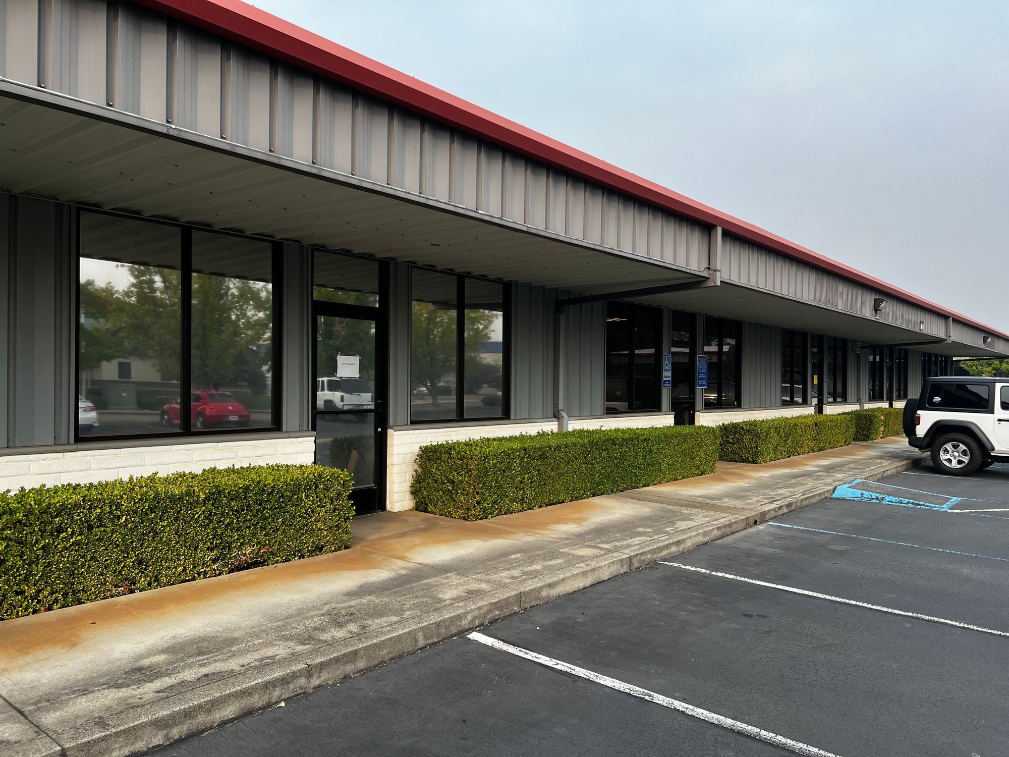 3054-3070 Crossroads Dr, Redding, CA for lease Building Photo- Image 1 of 18