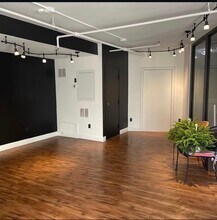 112 Main St, Putnam, CT for lease Interior Photo- Image 1 of 3