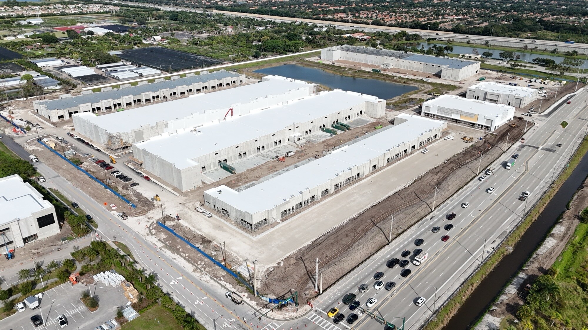 8289 Boynton Beach Blvd, Boynton Beach, FL à louer Photo du bâtiment- Image 1 de 18