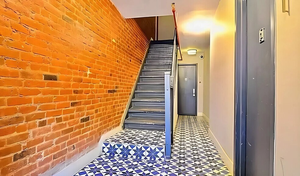 1076 Dean St, Brooklyn, NY à vendre - Photo intérieure - Image 2 de 14