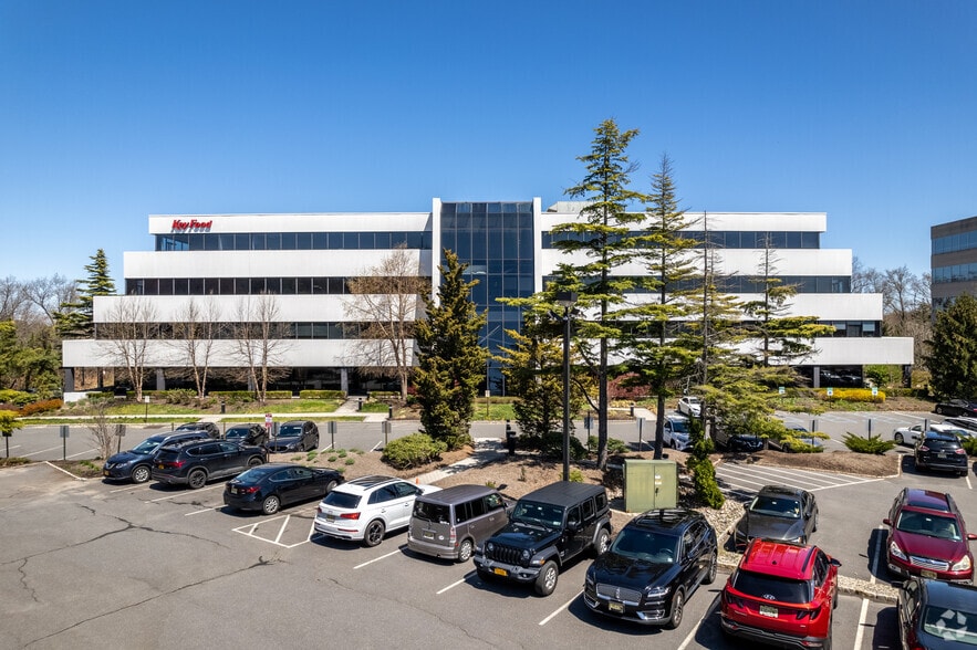 100 Matawan Rd, Matawan, NJ for lease - Building Photo - Image 2 of 15