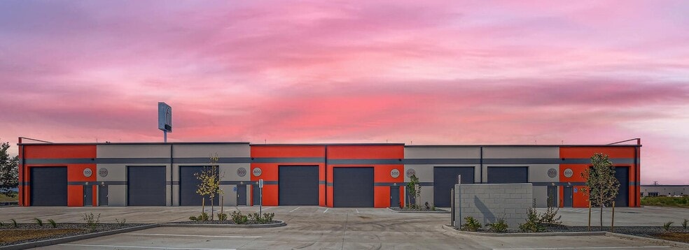 11 NW Frontage Rd, Fort Collins, CO for lease - Building Photo - Image 3 of 54