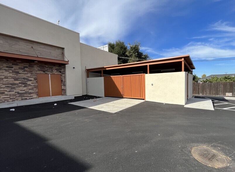 3413-3423 El Camino Real, Santa Clara, CA à louer - Photo du bâtiment - Image 3 de 15