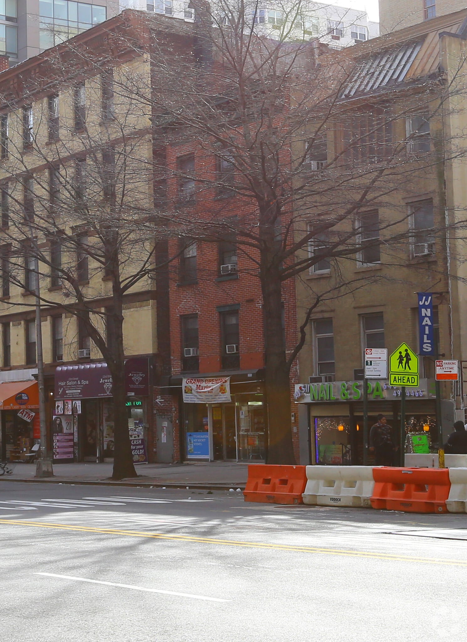 246 E 23rd St, New York, NY for lease Primary Photo- Image 1 of 11