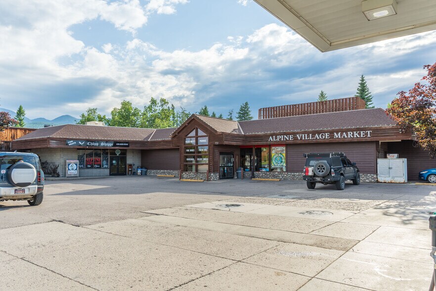 821 Wisconsin Ave, Whitefish, MT à vendre - Photo du bâtiment - Image 3 de 7