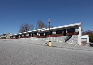 Plus de détails pour 195 E Jarrard St, Cleveland, GA - Bureau à louer