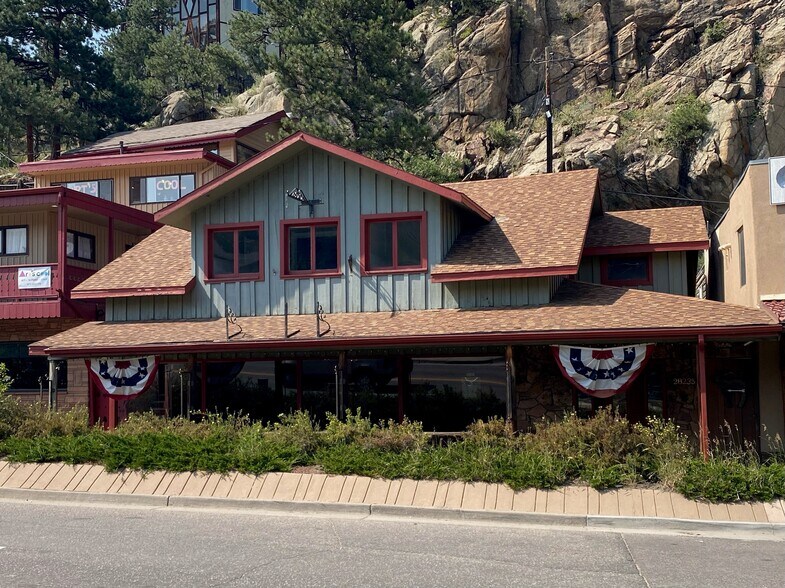28235 Hwy 74, Evergreen, CO à vendre - Photo du bâtiment - Image 2 de 33