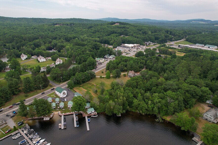 730 Roosevelt Trl, Naples, ME à vendre - Photo du bâtiment - Image 2 de 6