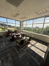 12404 Park Central Dr, Dallas, TX à louer Photo intérieure- Image 2 de 5