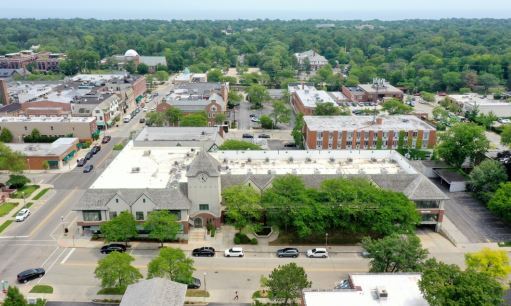 Plus de détails pour 225 E Deerpath, Lake Forest, IL - Commerce de détail à vendre